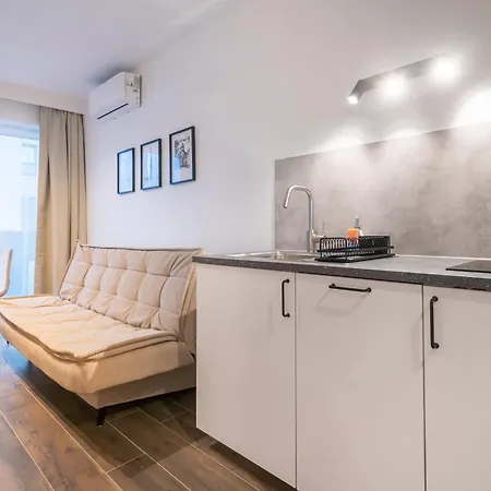 Zygmunta Standard By Bookinghost Apartament